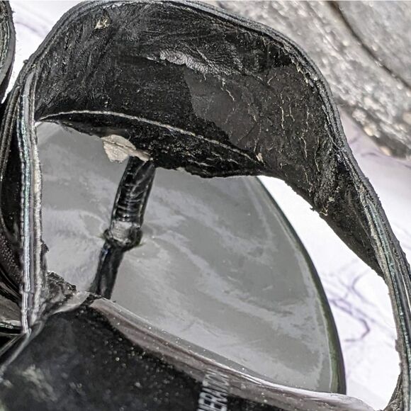 BCBGeneration Black Patent Leather Queenie Platform Wedge Thong Sandals - Picture 8 of 10